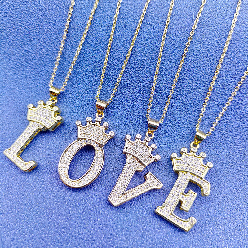 欧美跨境爆款皇冠26个字母满钻吊坠时尚简约项链饰品